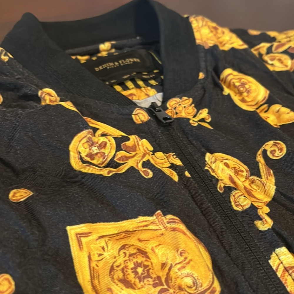 Denim & Flower Black Gold Baroque Print Bomber Jacket Mens Streetwear Zip Up - Picture 3 of 11